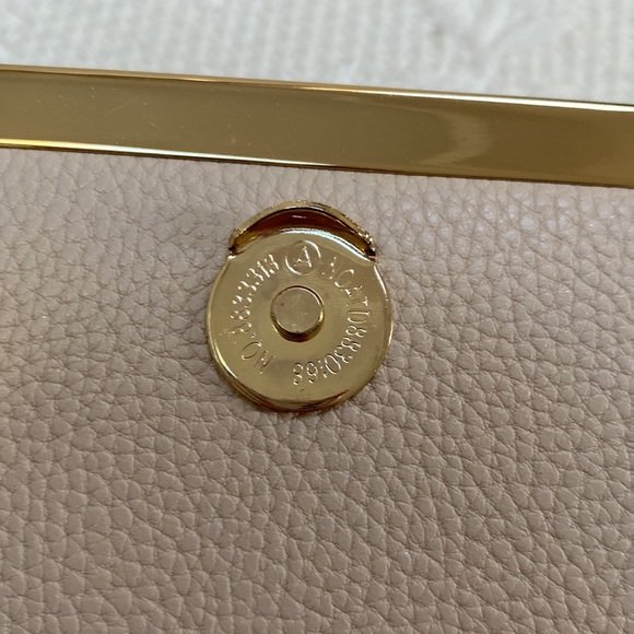 Pebbled Crossbody Purse - Picture 14 of 15